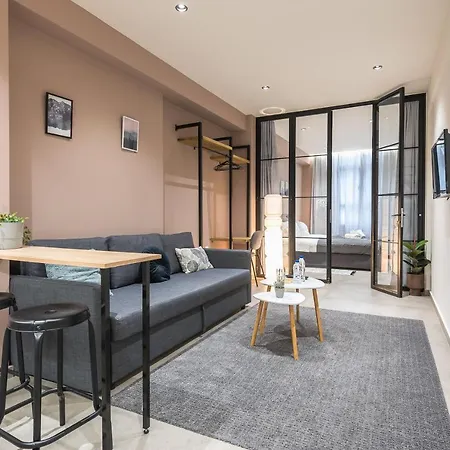 Filia Place * Athens